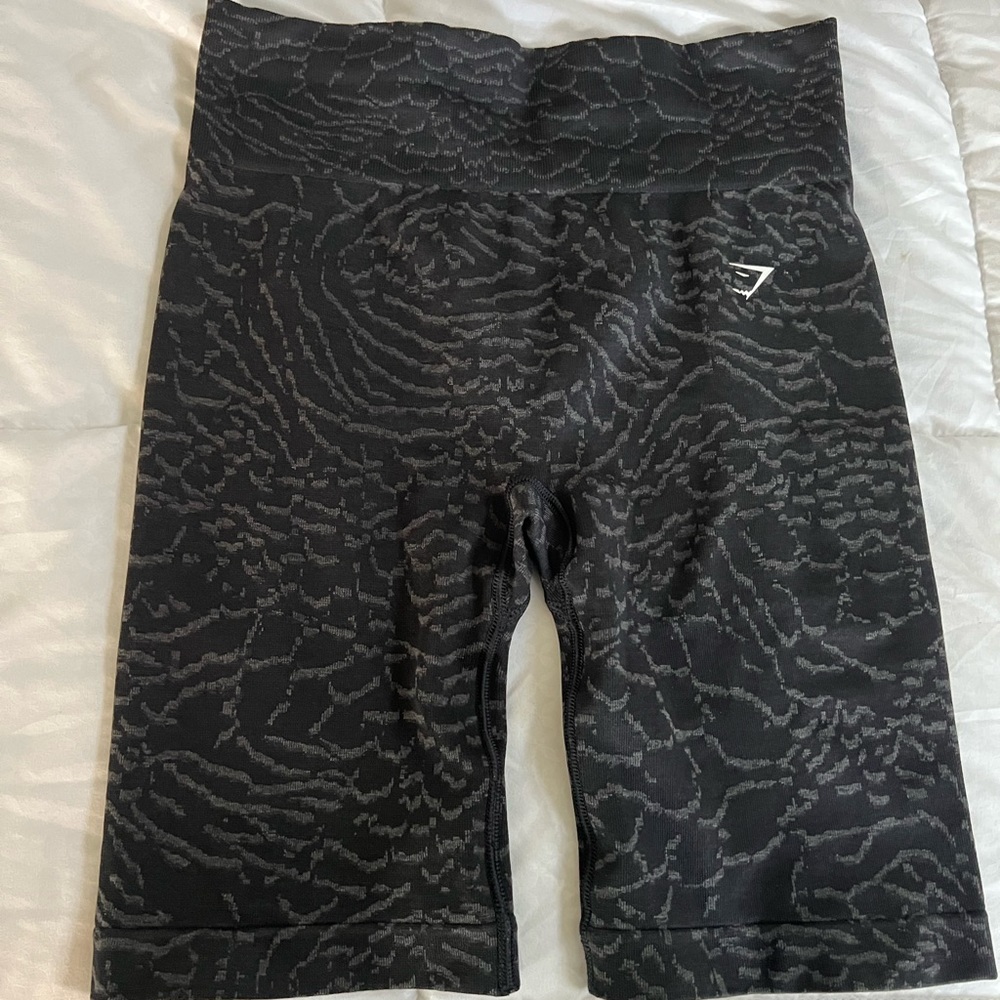 Size large black Gymshark biker shorts